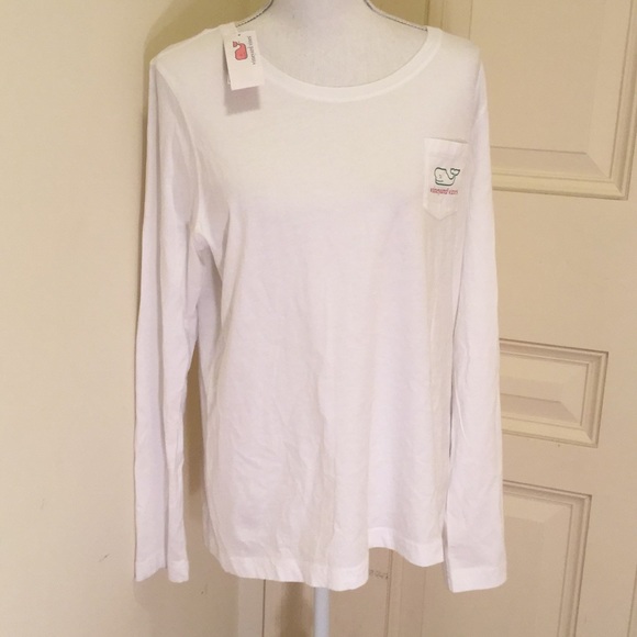 Vineyard Vines Long Sleeved Holiday T Shirt - Picture 2 of 4